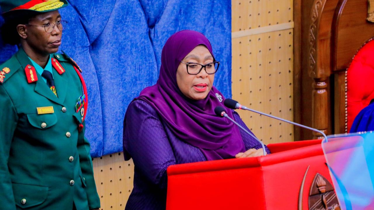 TUTAZIDI KUBORESHA MIFUMO YA STAKABADHI ZGHALANI AMBAYO IMEANZA KUSAIDIA WAKULIMA WA MAZAO MBALIMBALI IN ENGLISH